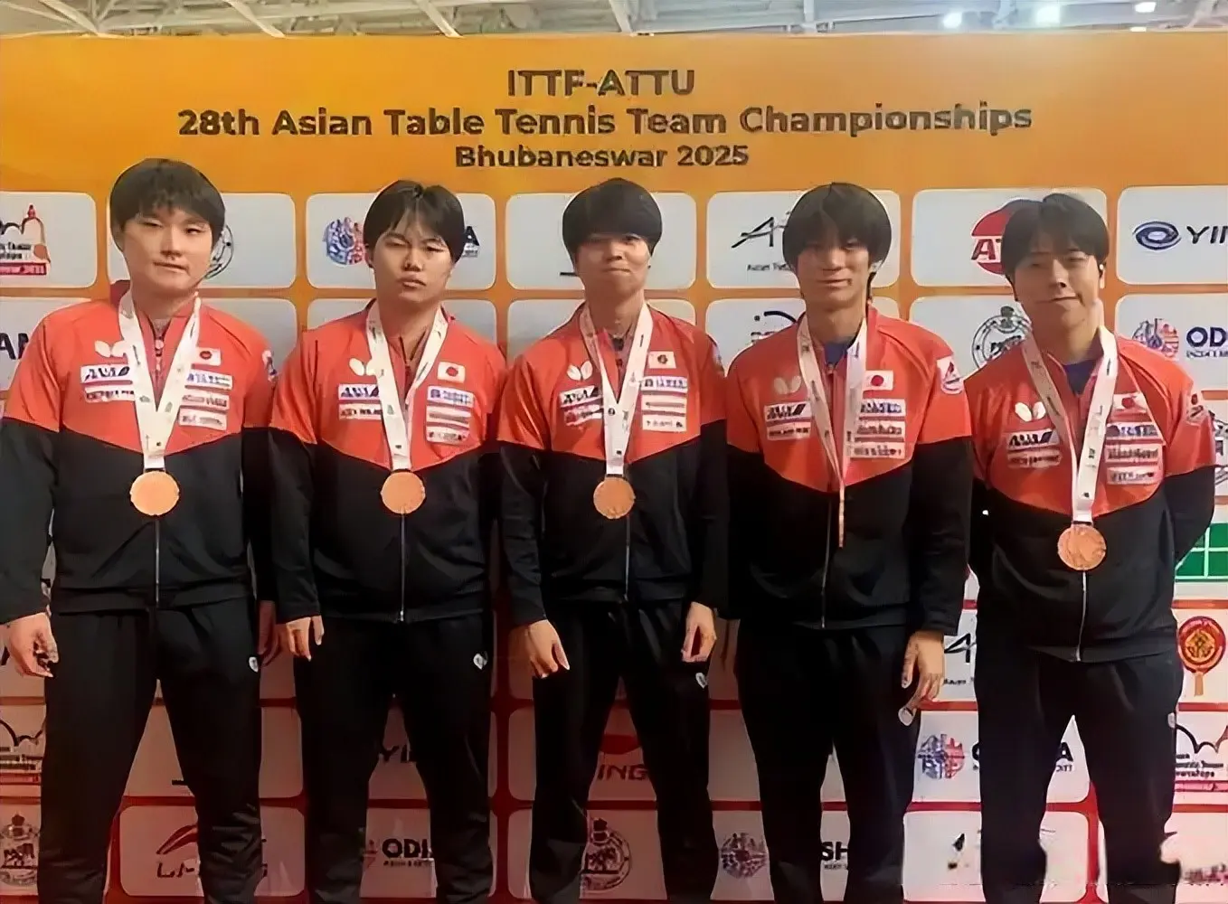 张本伦敦站成夺冠热门？男队不在却更慌，被王楚钦逆转的痛还在