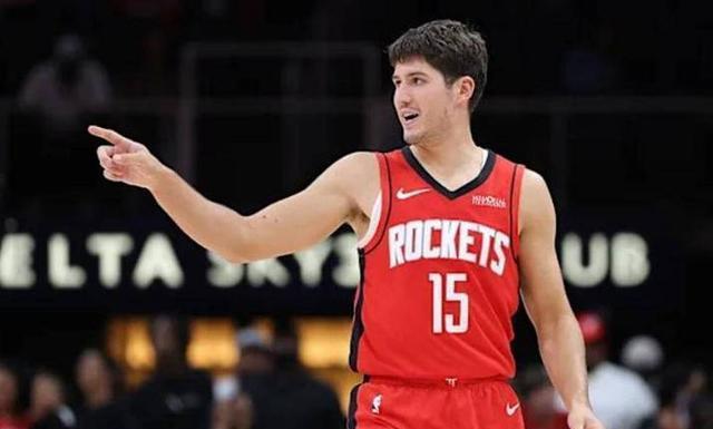 两连败！火箭111-115活塞，谁是输球的罪人，不是杜兰特，是他