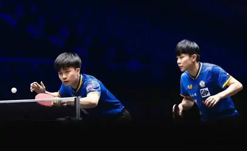 日本三线崩盘，中国包揽双打冠亚，网友称替补也能打穿对手？