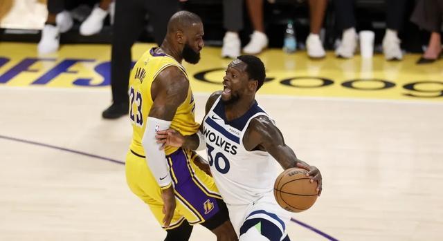 3崩变3疯！湖人碾压森林狼，东契奇38分，戈贝尔仅2分，老詹莫急