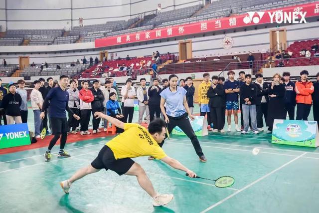 济南市第三届潮流体育消费季迎重要赛事：2025YONEX旅梦之志羽毛球巡回赛济南站开打