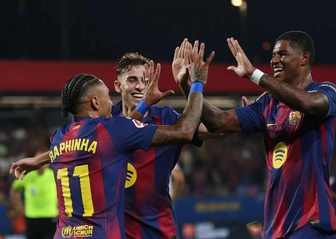 西甲皇马VS巴萨：25亿欧对决，伤兵满营，皇马变阵望结束连败！