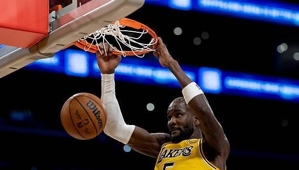 难得被激发出了斗志！湖人内线新援能继续保持这样的比赛态度吗？