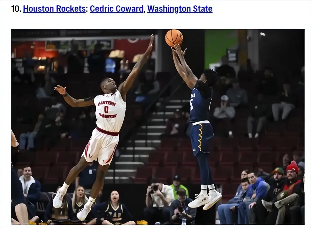 三分球6中6砍27分！火箭错过超新星考沃德，伊森越打越差