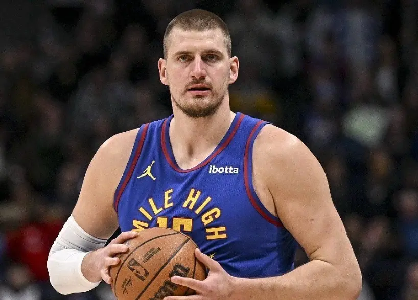 约基奇14+14+15！掘金22分大胜太阳，这一战让我彻底看清3个现实