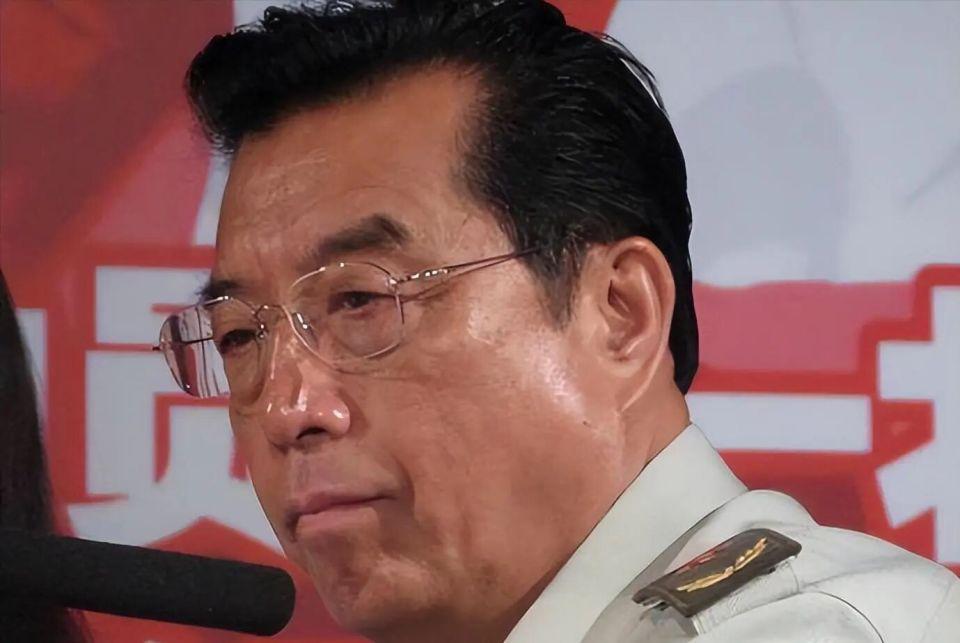 晚景凄凉？86岁李双江被“天才儿子”反噬，登台生涯无尽头