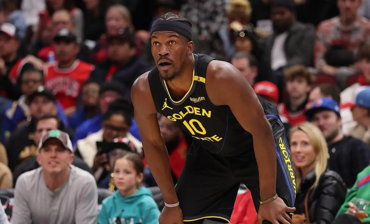 勇士消息：库里攻防两开花，名宿盛赞巴特勒，战灰熊出场更新