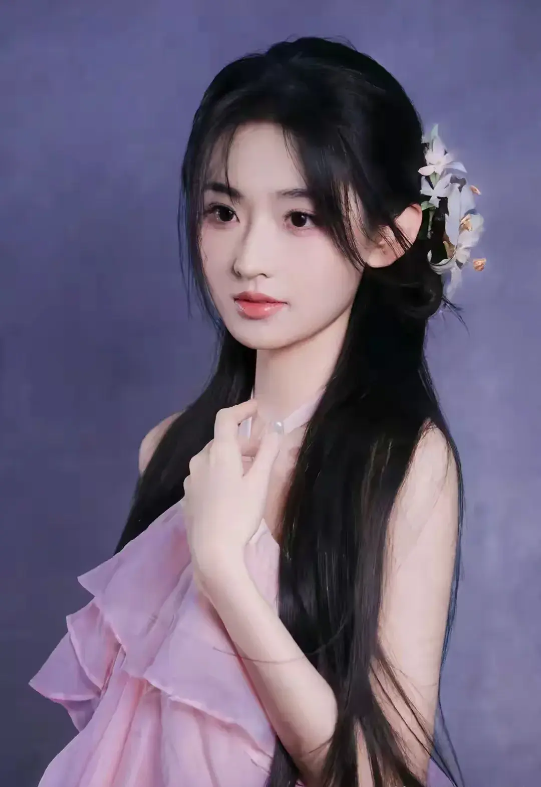 女演员长相有多重要？看《暗河传》35岁彭小苒和26岁杨雨潼就知道