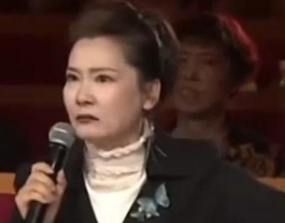 何赛飞和李小冉一样小嘴像淬了毒，为何最后的结局却完全不一样？