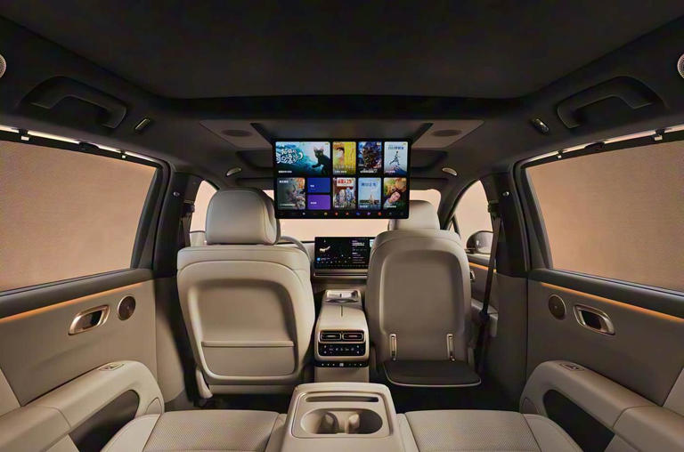 24.98万起理想i6，双腔空气悬架可选，豪华体验一步到位