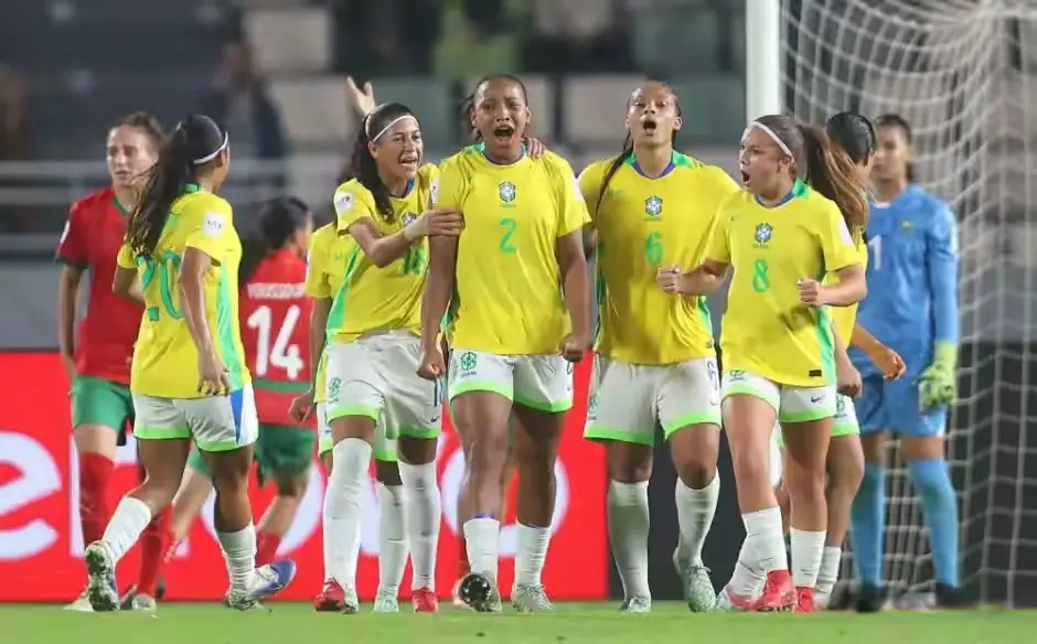 U17女足世界杯赛程:八强将出四，中国女足对阵巴西，23:30开打！