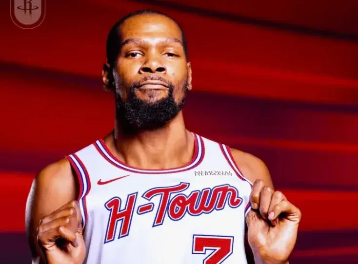 首胜！杜兰特19+6，申京21+6，伊森兑现价值，火箭该让奥科吉首发