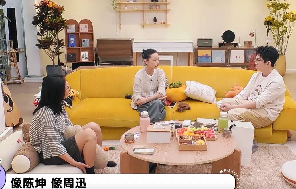 45岁董洁首谈儿子：总吃外卖，拒绝拍戏邀请，接受17岁儿子谈恋爱