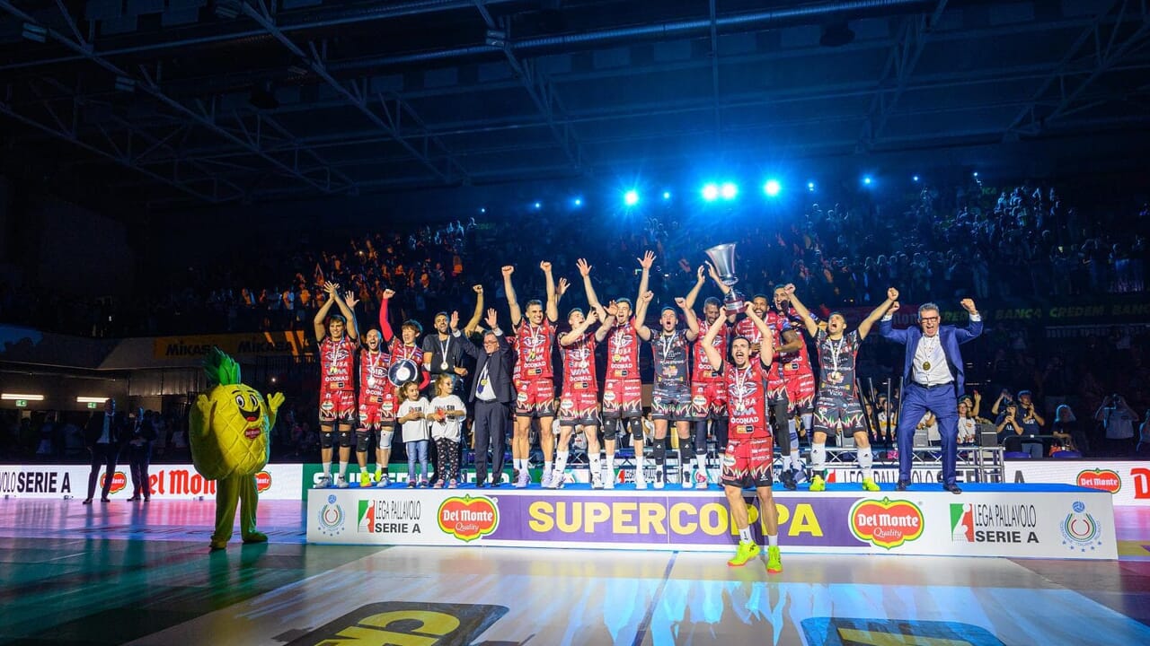 意大利男排超级杯临时改期 主办方被球迷骂翻 四支球队集体不满