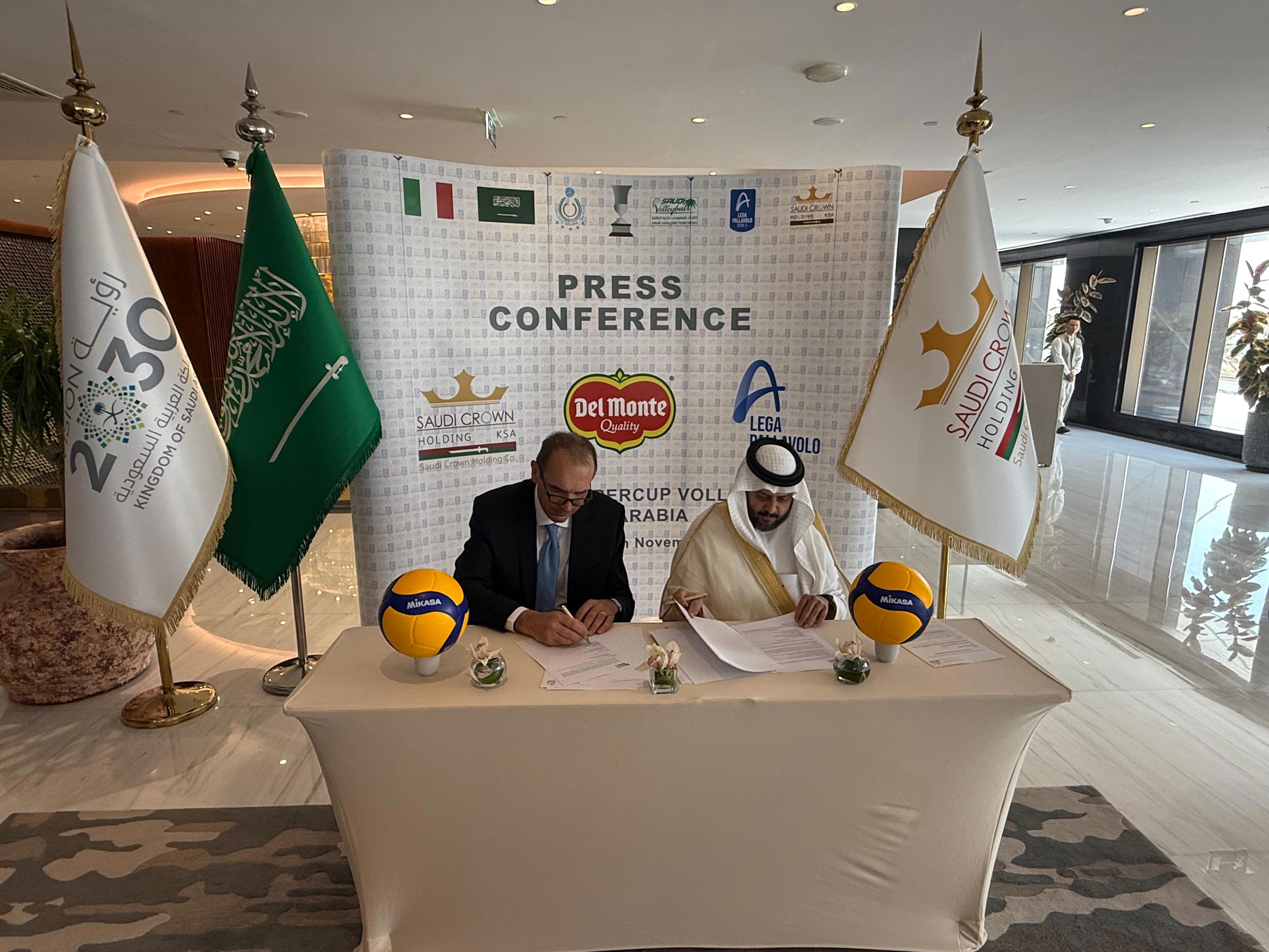 意大利男排超级杯临时改期 主办方被球迷骂翻 四支球队集体不满