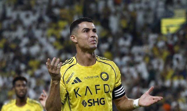 40岁C罗获评6.9分+无缘MVP：造进球+率队遭淘汰，无缘国王杯八强