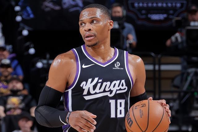 威少16分9板4助，正负值却全队最低！SGA创纪录，米切尔超级崛起