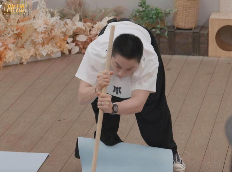 胡夏的敢怒不敢言，张晋输给李承铉，让我看到披哥有多不公平