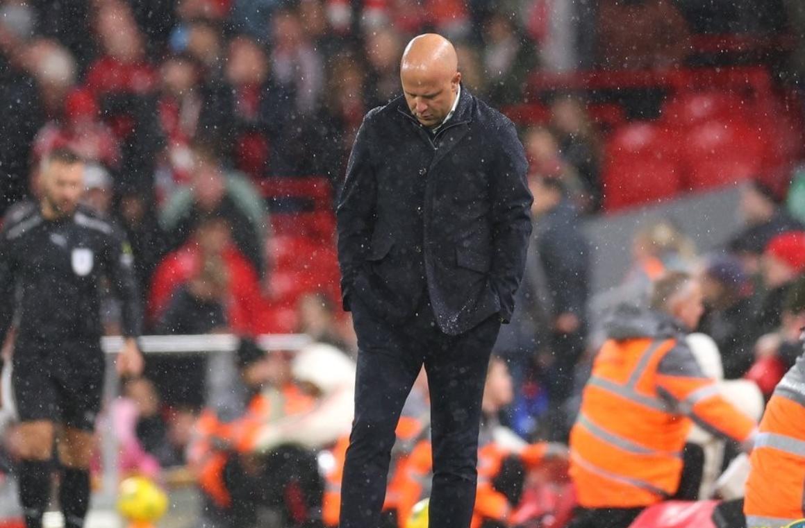 足坛一夜动态！拜仁14连胜独享历史第一，利物浦遭三杀，尤文换帅如换刀