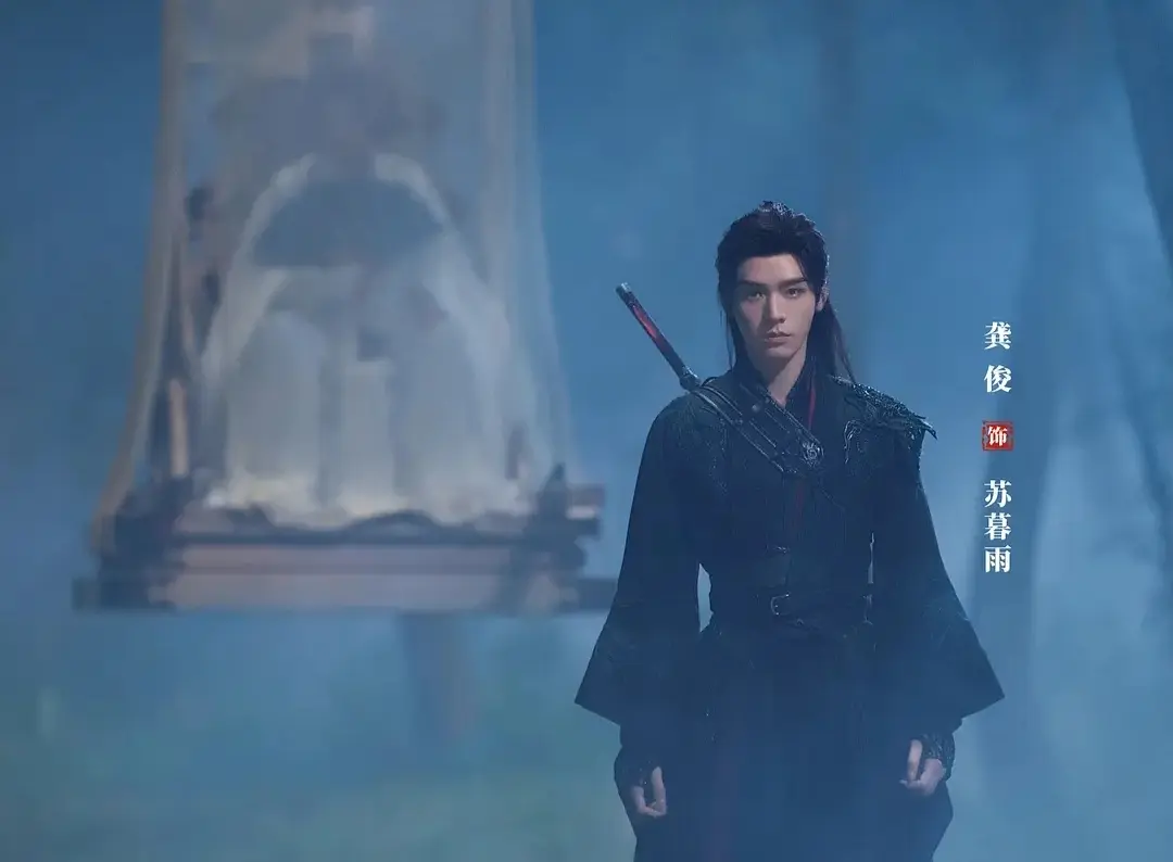 电视剧网播热度榜，《暗河传》排在倒数，《重影》跌至第二