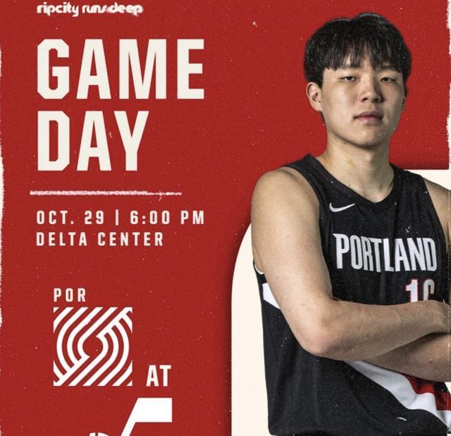 开拓者2分险胜爵士！杨瀚森创造3纪录，官方数据出炉，霍勒迪MVP