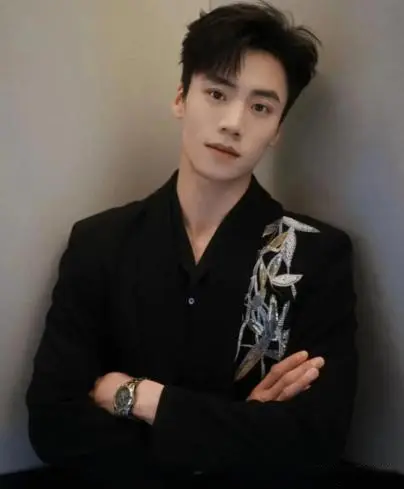 《太奶奶 4》终于官宣了，等了三季的太爷爷要来了，蔡欣洋却成了争论的焦点，王培延直播引悬念