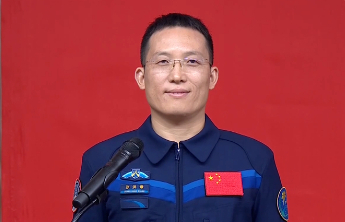 张洪章：能将自己的实验带上太空是每位载荷专家的夙愿