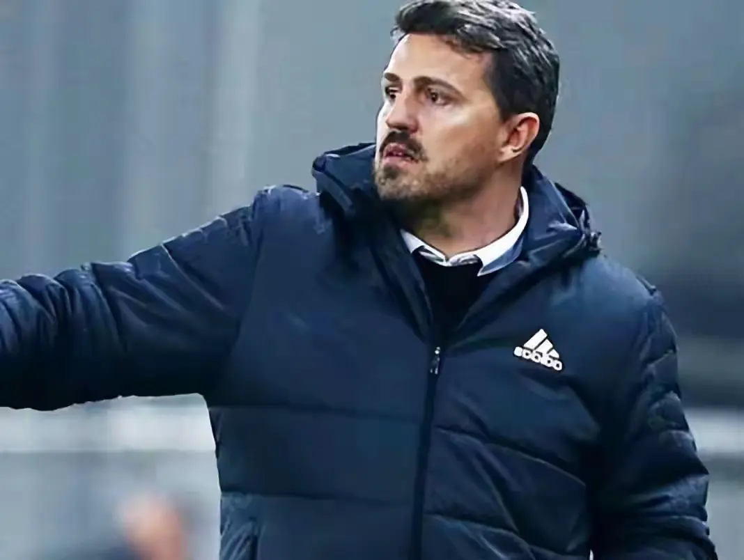 举棋不定！3名土帅竞争国足帅位 西班牙名帅有望接手 冲击世界杯