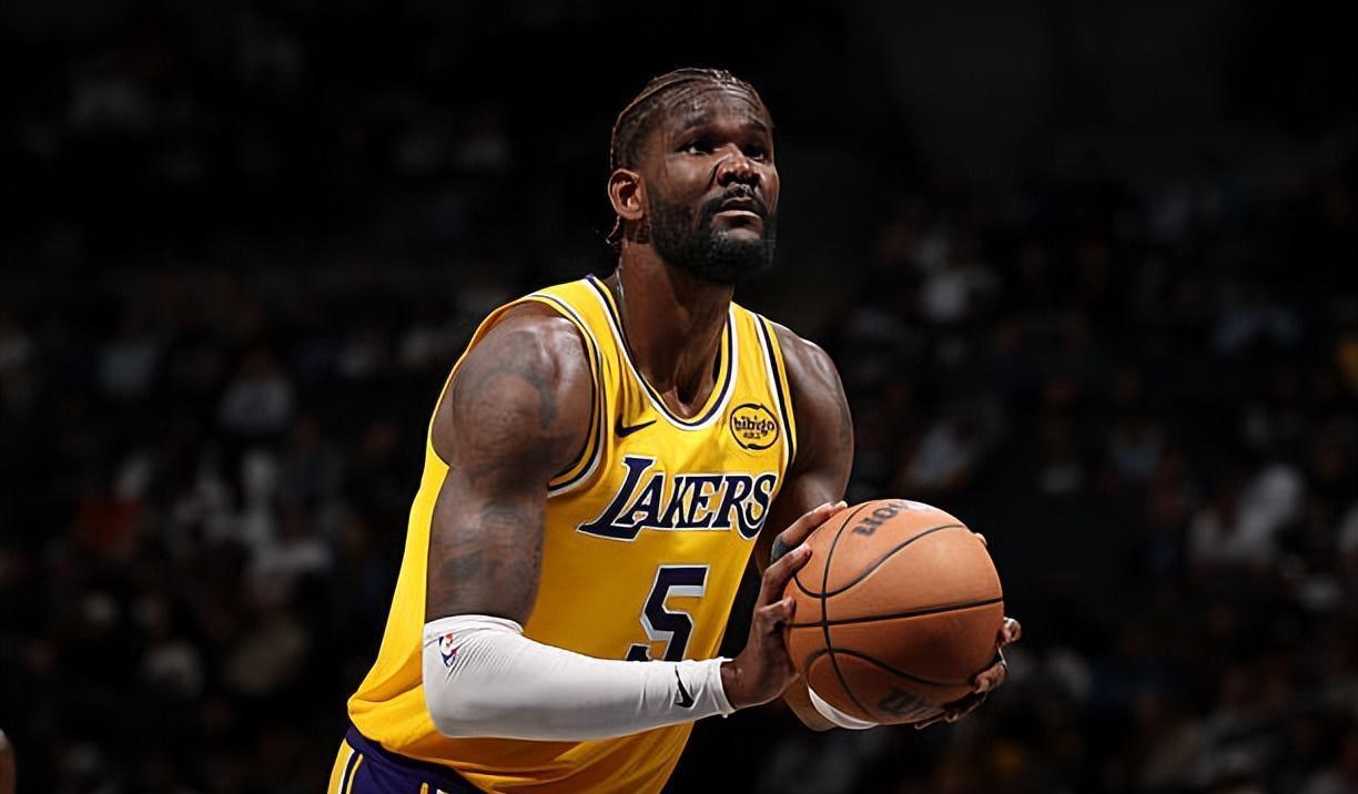 又一次打出两双数据，湖人内线新援的合同绝对算得上是超值合同？