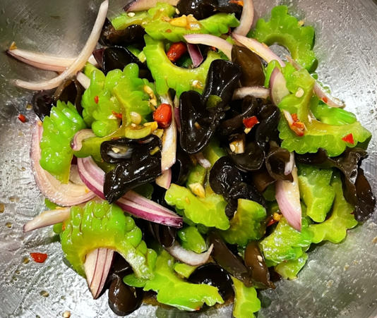 买路边摊的凉拌菜时，这5种菜尽量少买，摊主自己都不吃，别大意