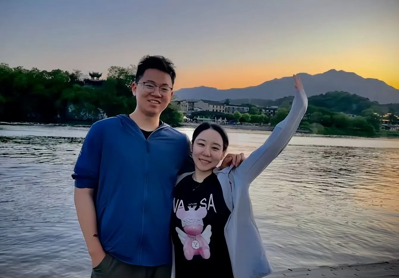 �й�����˹ھ�����1��37�����ۺ���η���������Ϲ��ߴ�˧��