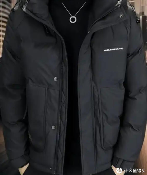 鸭绒与鹅绒羽绒服，哪一个更加保暖？