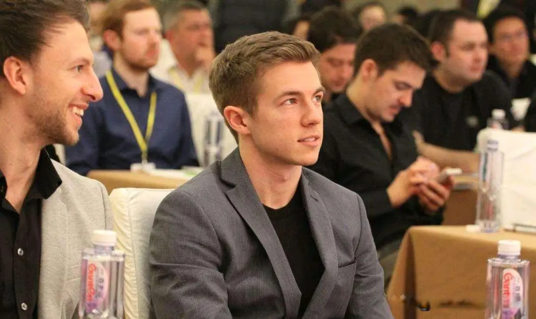 国锦赛前瞻：丁俊晖冲卫冕困难重重，准神签运绝佳或圆梦赛季首冠