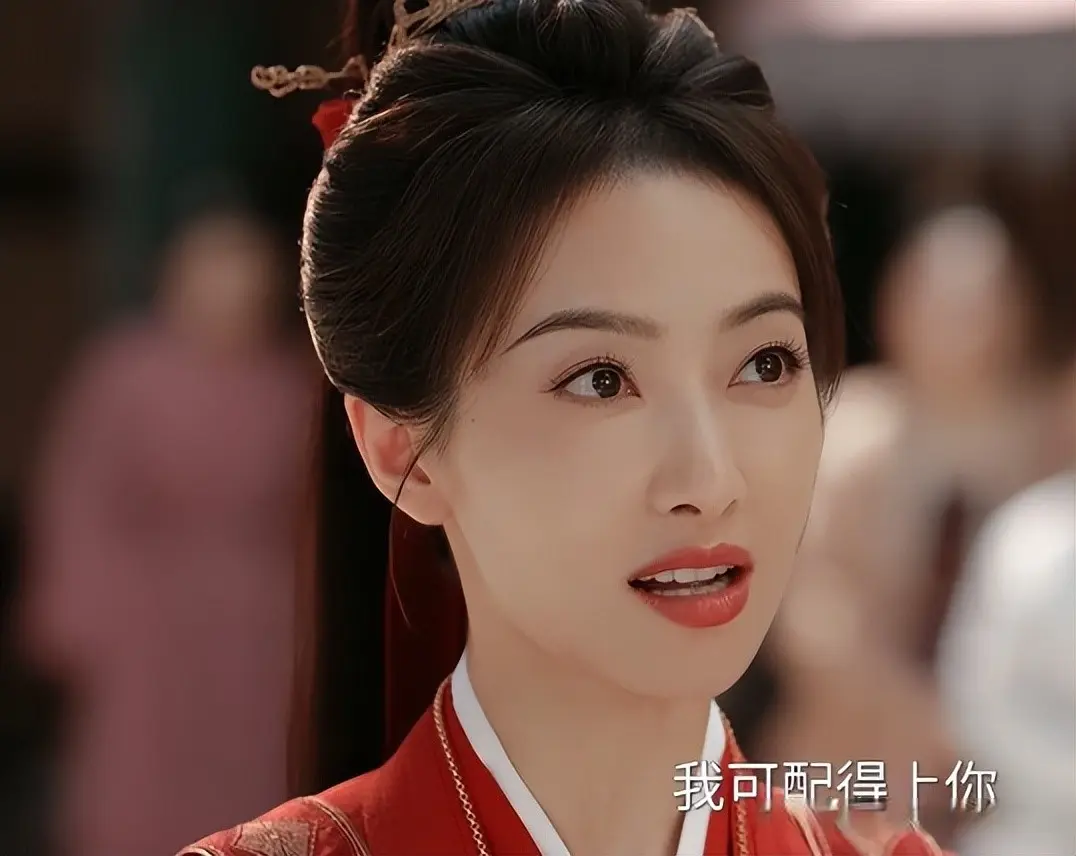 《山河枕》的播出告诉观众：在内娱想火，真的是选择大于努力！