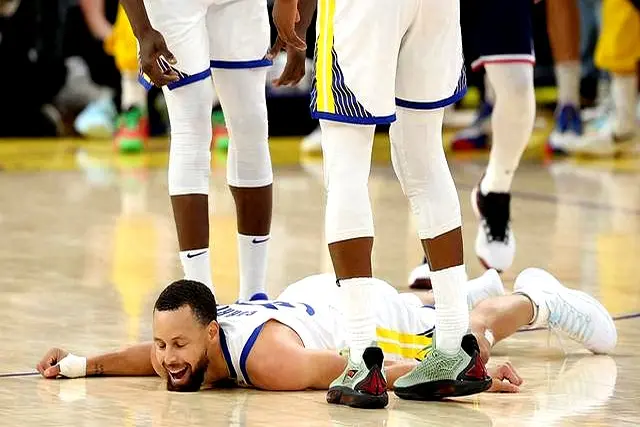 我打了一辈子仗了！勇士4人得分20+ 但没有库里！