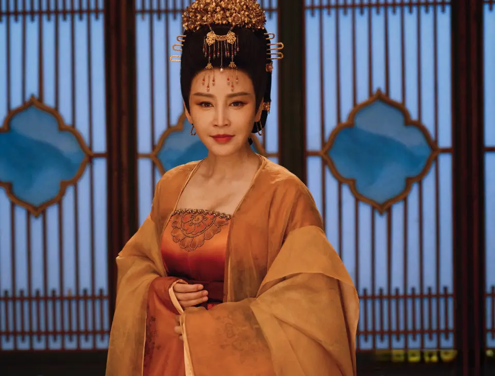 开播2小时，热度破6500，飙升榜第一，终于有值得熬夜追的悬疑剧