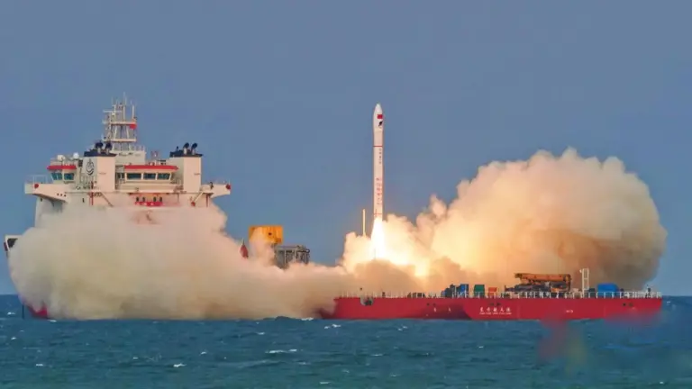 中国航天一日双响！力箭一号与长十一火箭一陆一海同日成功飞天 一日之内，两箭升空！中国商业航天2026迎来“月月发射”新时代