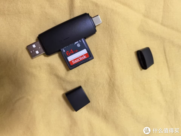 👶绿联双接口读卡器：宝妈存娃照超方便！手机电脑都能传​