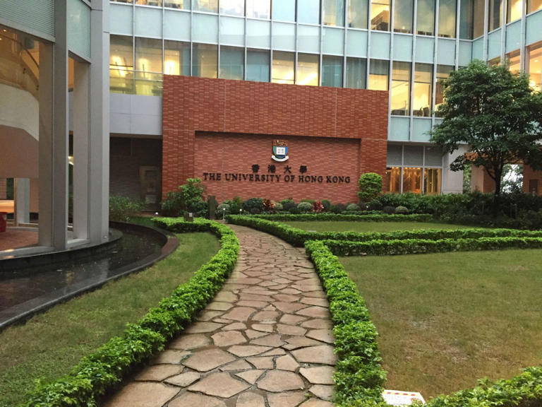 江苏省高考女状元，遭到多所985名校拒绝录取，成为“最惨状元”