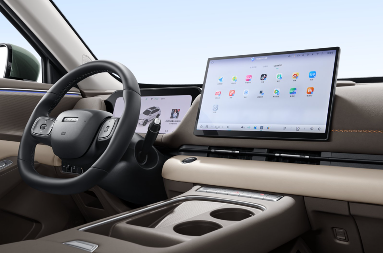 10.39万起，紧凑级价格买中型SUV，哈弗H6L正式上市