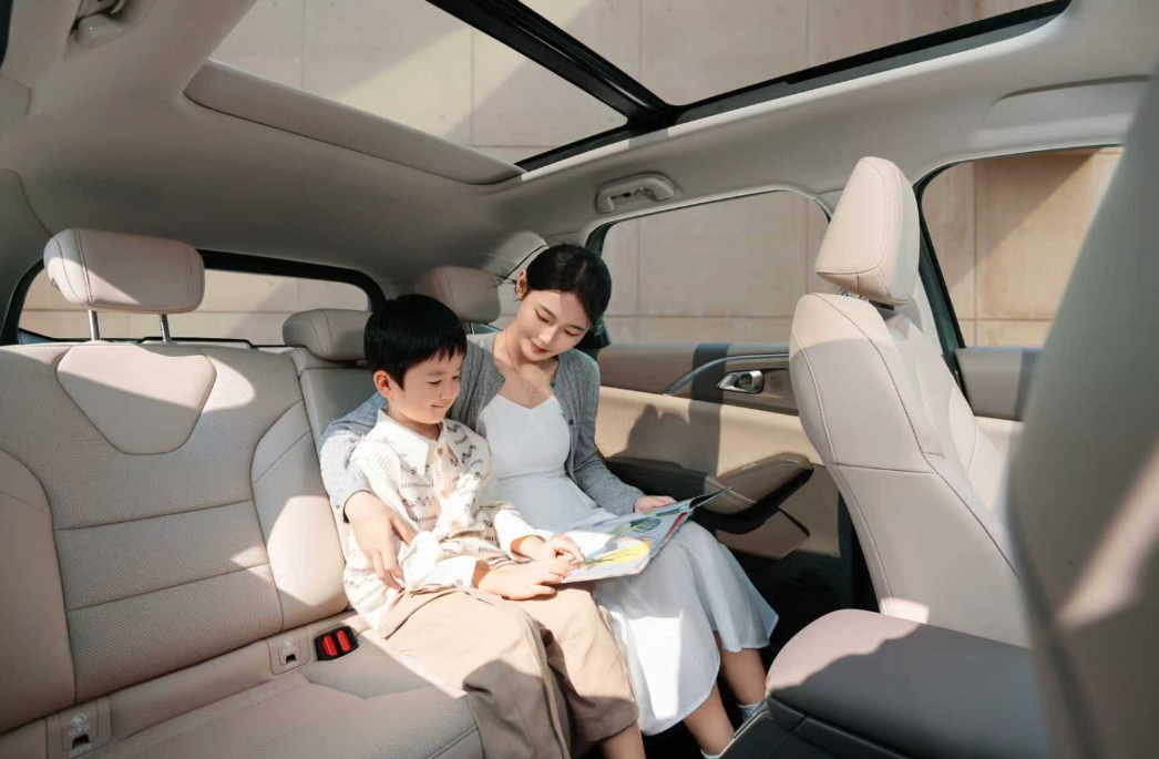 10.39万起，紧凑级价格买中型SUV，哈弗H6L正式上市