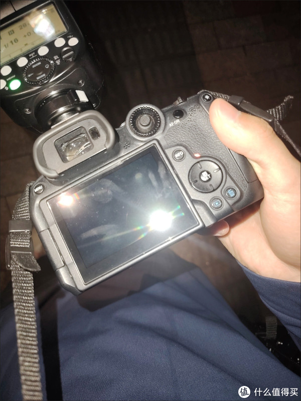 佳能R7：新手摄影的理想选择