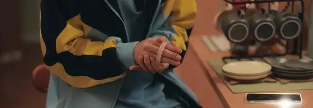 《四喜》何丽华做梦都没想到 害死冯志的不是小三，是她和冯美奇