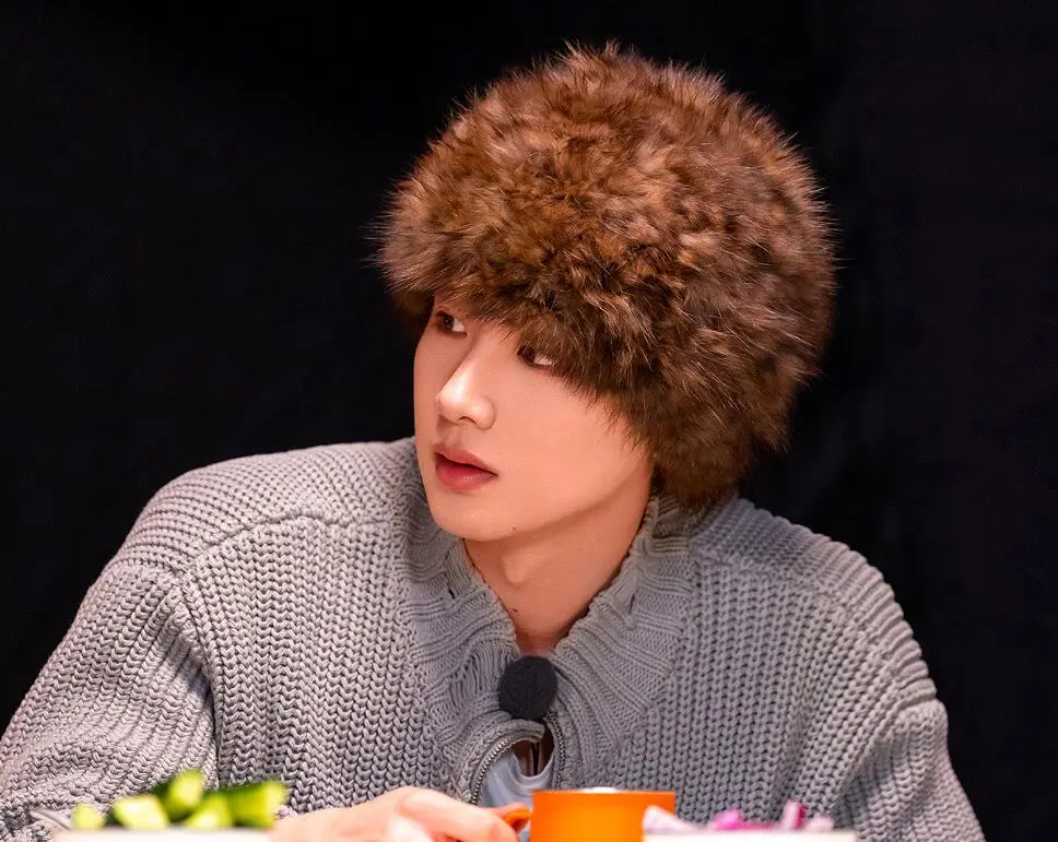 金晨的“格格不入”，暴露了《现在就出发》的两大问题