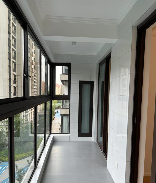没想到，提前跟装修师傅沟通这6点，就能让阳台变得更实用！