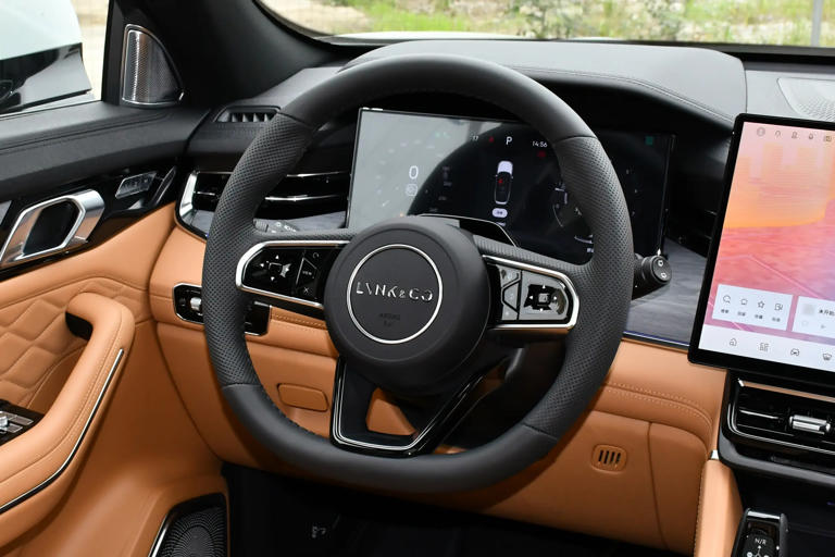 2026款领克09搭2.0T+四驱，家用表现咋样？