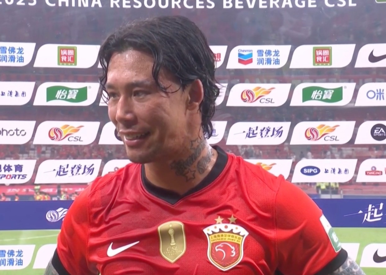 张琳芃第11次赢得中超冠军，超越郑智成国内联赛历史第一人！
