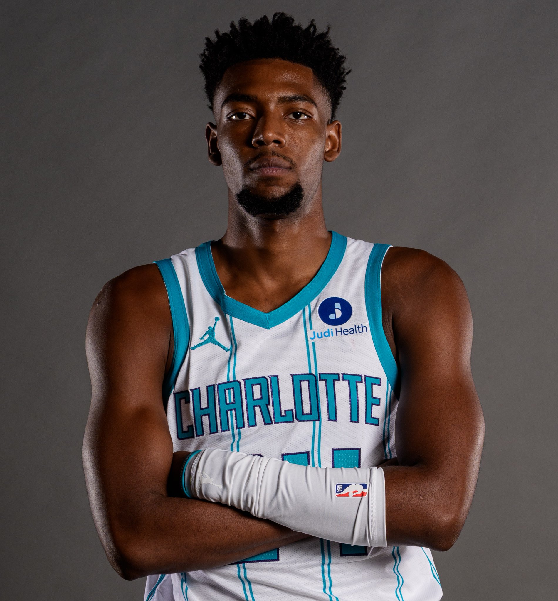 23岁生日快乐！NBA官方晒照为布兰登-米勒庆生