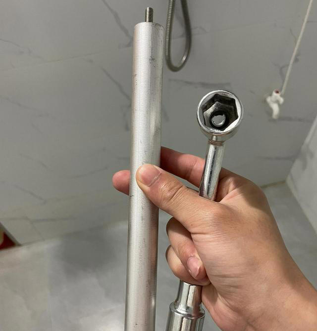 电热水器到底能不能一直开着？听了维修师傅的话，我终于明白了