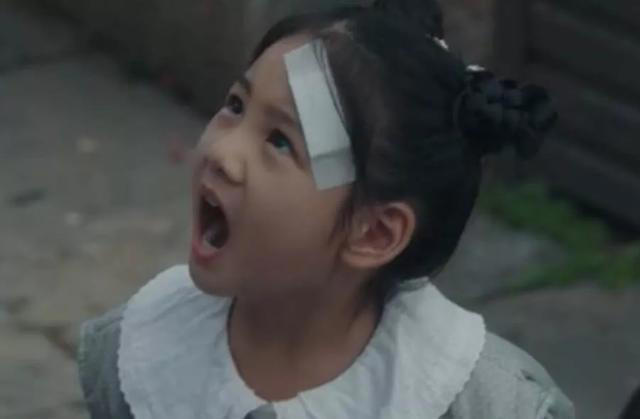 《四喜》王楚沁好可爱啊，小大人的模样有点绝，又在骗人生女儿了